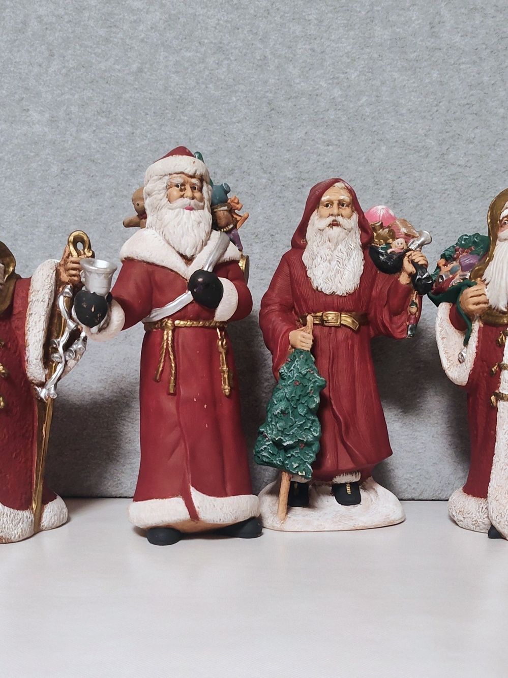 Vintage Gare Ceramic Mold Hand-Painted Santa Figurines 1992 9"-9.5"